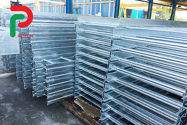 Phúc Long Intech - Báo giá thang cáp mạ kẽm nhúng nóng