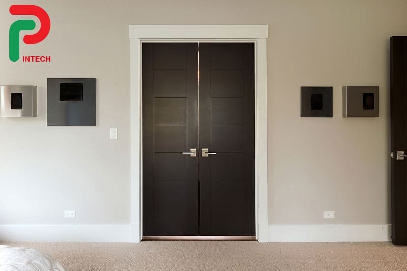 Hướng Dẫn Vệ Sinh Và Bảo Dưỡng Cửa Thép Vân Gỗ Chống Cháy