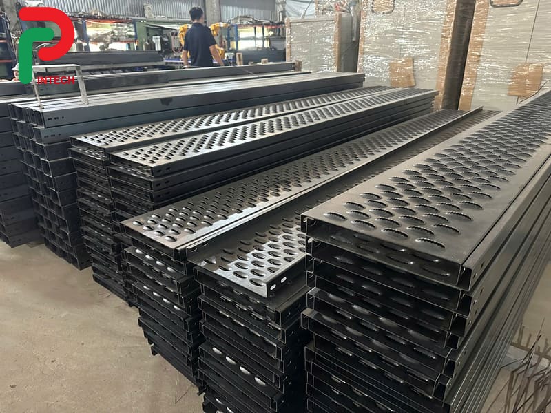 Báo giá lối đi vận hành solar điện năng lượng mặt trời