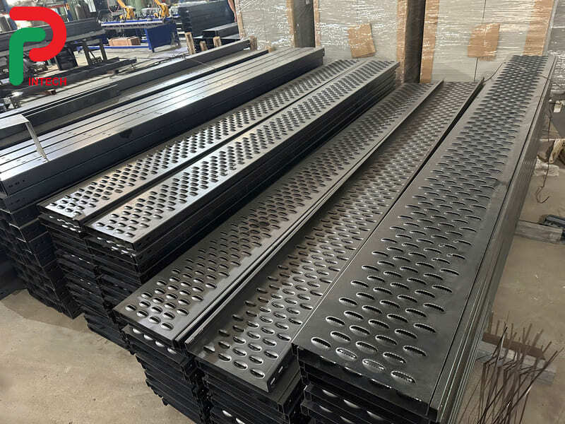 Báo Giá Sàn Thao Tác Solar Điện Năng Lượng Mặt Trời 