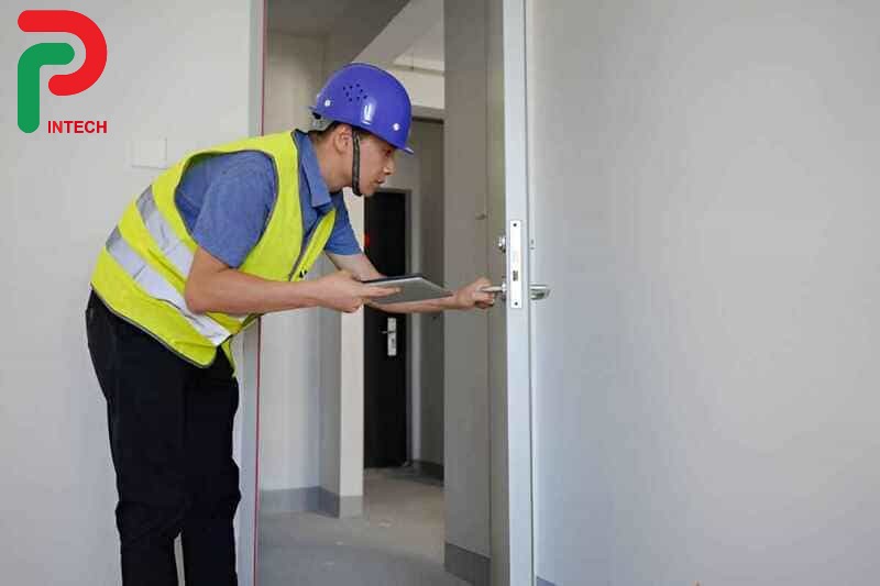 Bảo Trì Cửa Chống Cháy: Có Cần Định Kỳ Không? Xem Ngay!