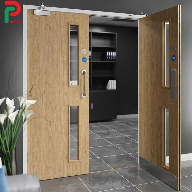 Cửa Chống Cháy 2 Cánh Có Gì Khác Biệt? Có Phù Hợp Cho Chung Cư, Toà Nhà Không?