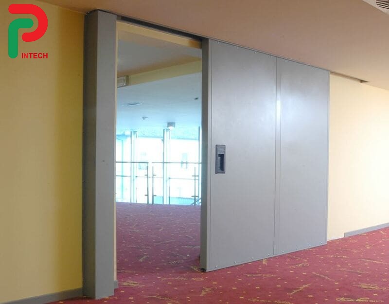 Lợi Ích Cửa Lùa Chống Cháy Trong Nhà Máy Và Xưởng Sản Xuất