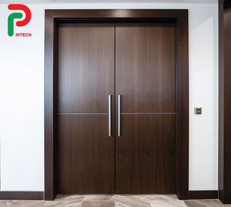 Cửa Sắt Chống Cháy Vân Gỗ: Bảo Vệ Văn Phòng Đẹp & Chuyên Nghiệp