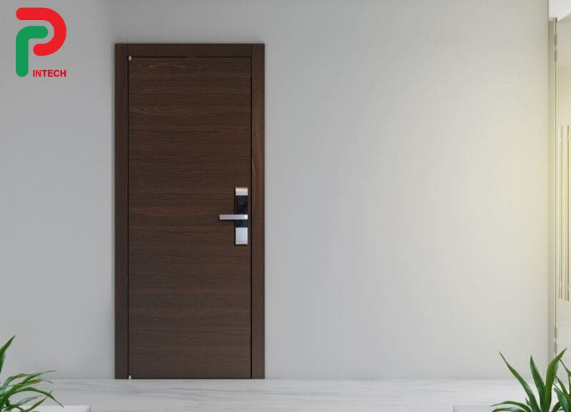 Cửa Sắt Chống Cháy Vân Gỗ Chung Cư: Chốt Bảo Vệ Cư Dân Mỗi Tầng