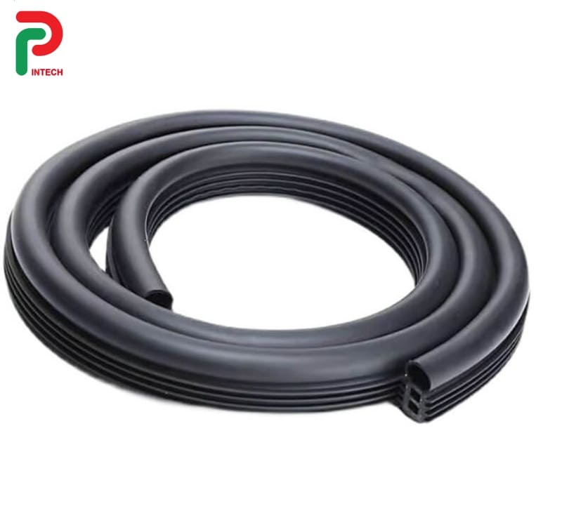 Cửa thép chống cháy đạt chuẩn PCCC Bảng giá mới 2026