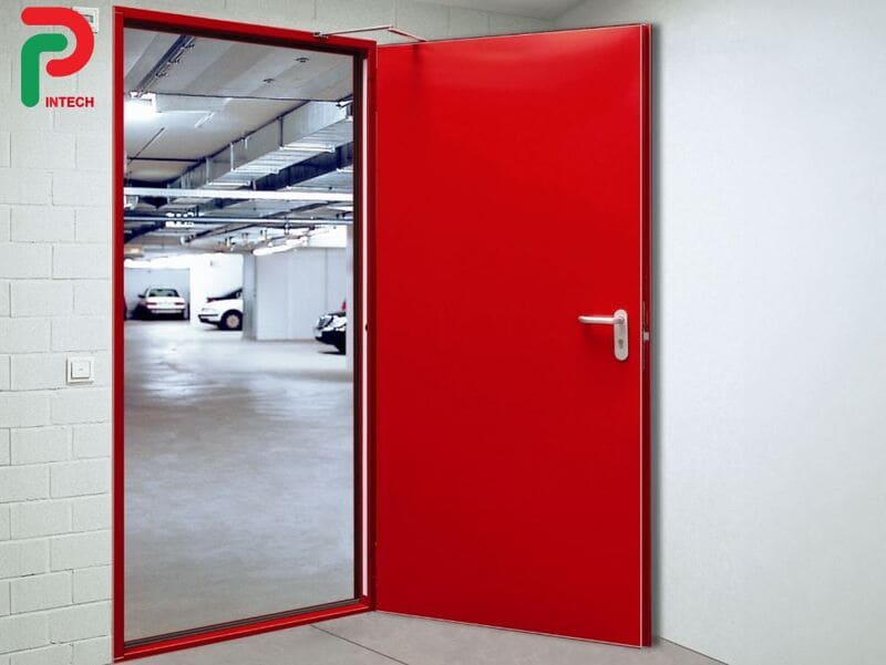 Vì Sao Nên Chọn Cửa Thép Công Nghiệp Chống Cháy Cho Kho Xưởng Và Nhà Máy?