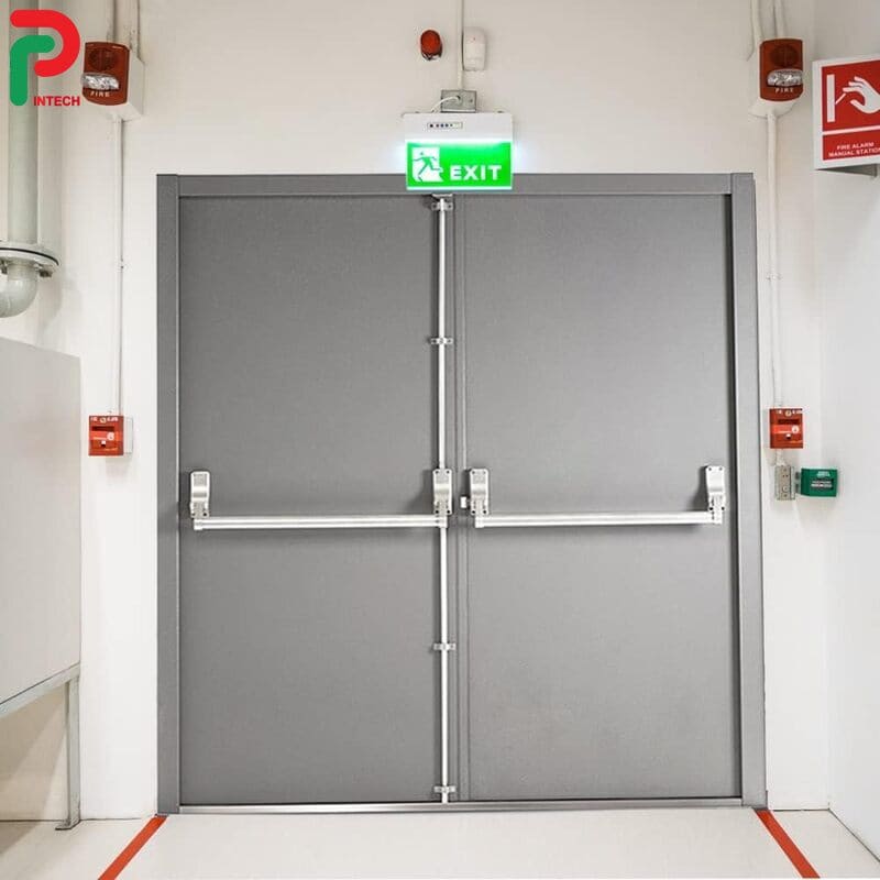 Tầm Quan Trọng Của Cửa Thoát Hiểm Trong Hệ Thống Phòng Cháy Chữa Cháy Tại Chung Cư