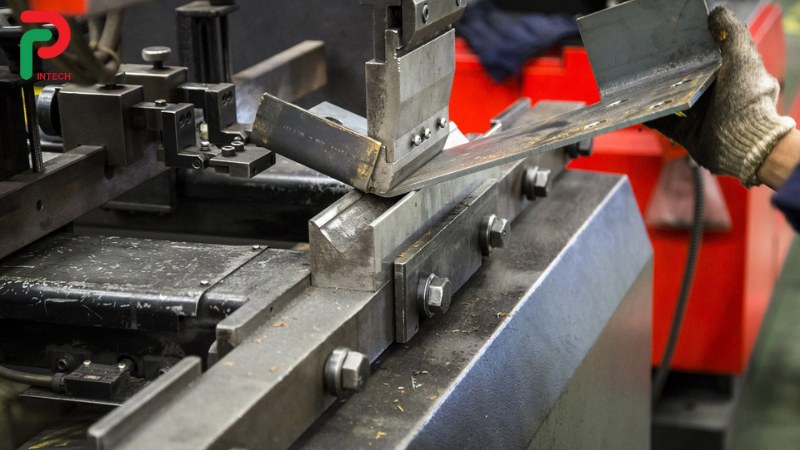 Gia Công Đột Dập Kim Loại - Hạn Chế Cần Lưu Ý Khi Thiết Kế