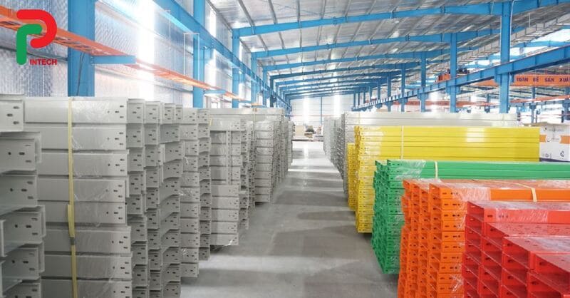 Máng Cáp 200x50 - Nhồi Dây Quá Mức Nguy Hiểm Ra Sao?