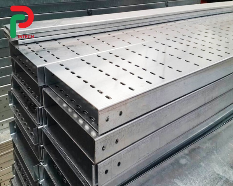 Máng Cáp Đục Lỗ: Các Vị Trí Khuyến Nghị Để Thi Công Hiệu Quả