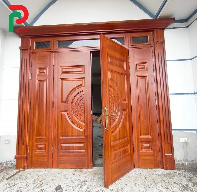 Mẫu Cửa Thép Vân Gỗ: Cách Làm Mới Không Gian Chuẩn Kỹ Thuật