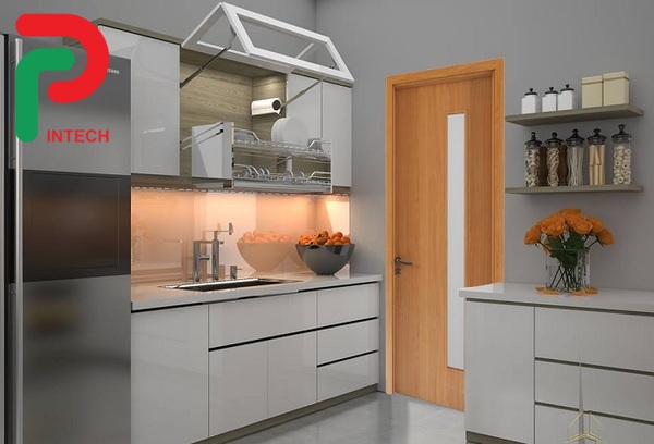Có nên lắp đặt mẫu cửa thép vân gỗ cho nhà bếp không?