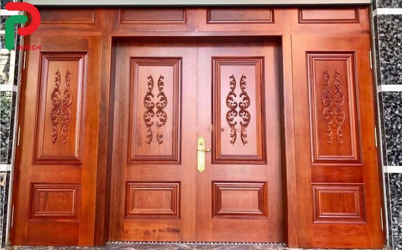 Lưu Ý Chọn Mẫu Cửa Thép Vân Gỗ 4 Cánh Cho Khí Hậu Miền Trung