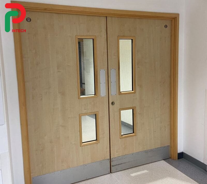 Mẹo Chọn Cửa Chống Cháy Phù Hợp Với Nhu Cầu Và Ngân Sách