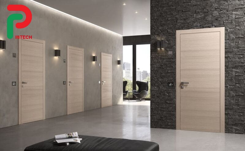 So Sánh cửa sắt chống Cháy Vân Gỗ Và Cửa Gỗ: Chuyên Gia Nói Gì?