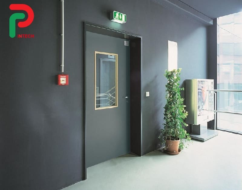 Cách Tính Toán Số Lượng Cửa Chống Cháy Cần Thiết Cho Công Trình