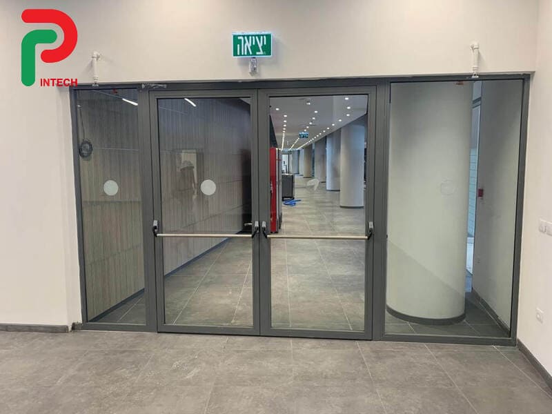 Cách Tính Toán Số Lượng Cửa Chống Cháy Cần Thiết Cho Công Trình