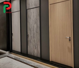 Cửa Nhựa Chống Cháy: Gắn Thanh Thoát Hiểm Có Bắt Buộc?