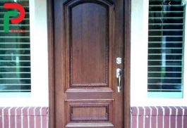 Hệ thống khung của cửa thép vân gỗ như thế nào mới bền khi lắp đặt tại Bình Thuận