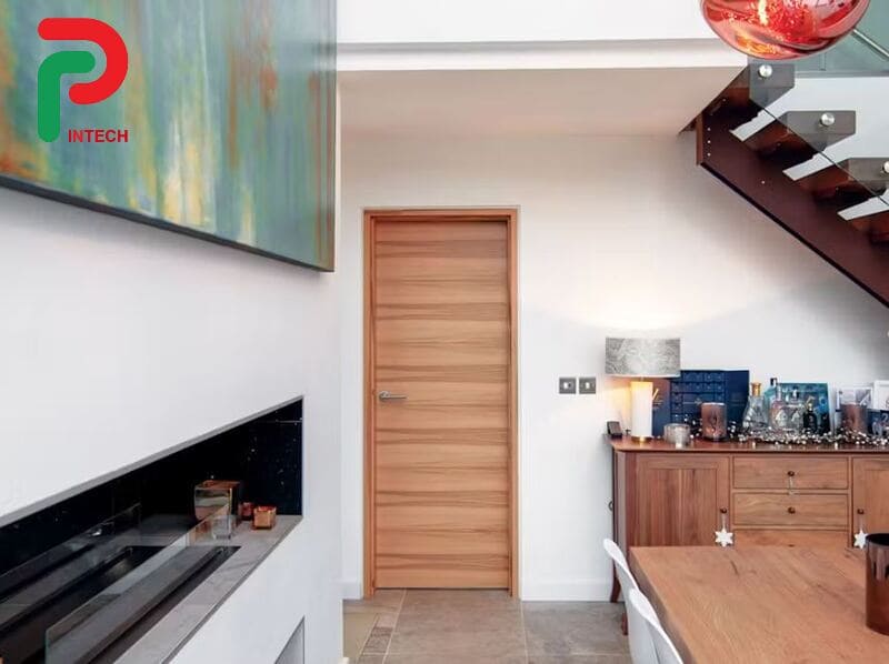 Cửa Thép Vân Gỗ 1 Cánh - Mở Trái Hay Phải Mới Tiện Nhất?