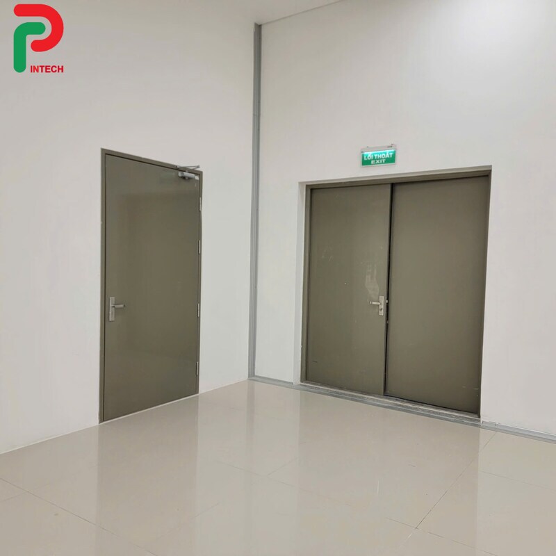 So Sánh Các Loại Cửa Chống Cháy: Cửa Thép, Cửa Kính, Cửa Inox – Nên Chọn Loại Nào?
